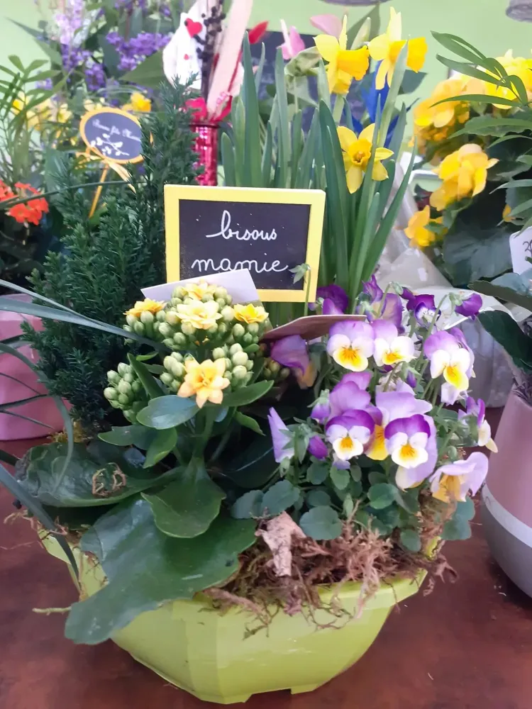 compositions-de-fleurs-dans-le-lot-2